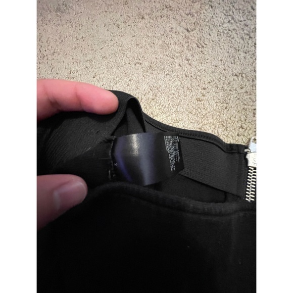 ✨H&M Black Mini Skirt Size 2 NWOT - Picture 3 of 3